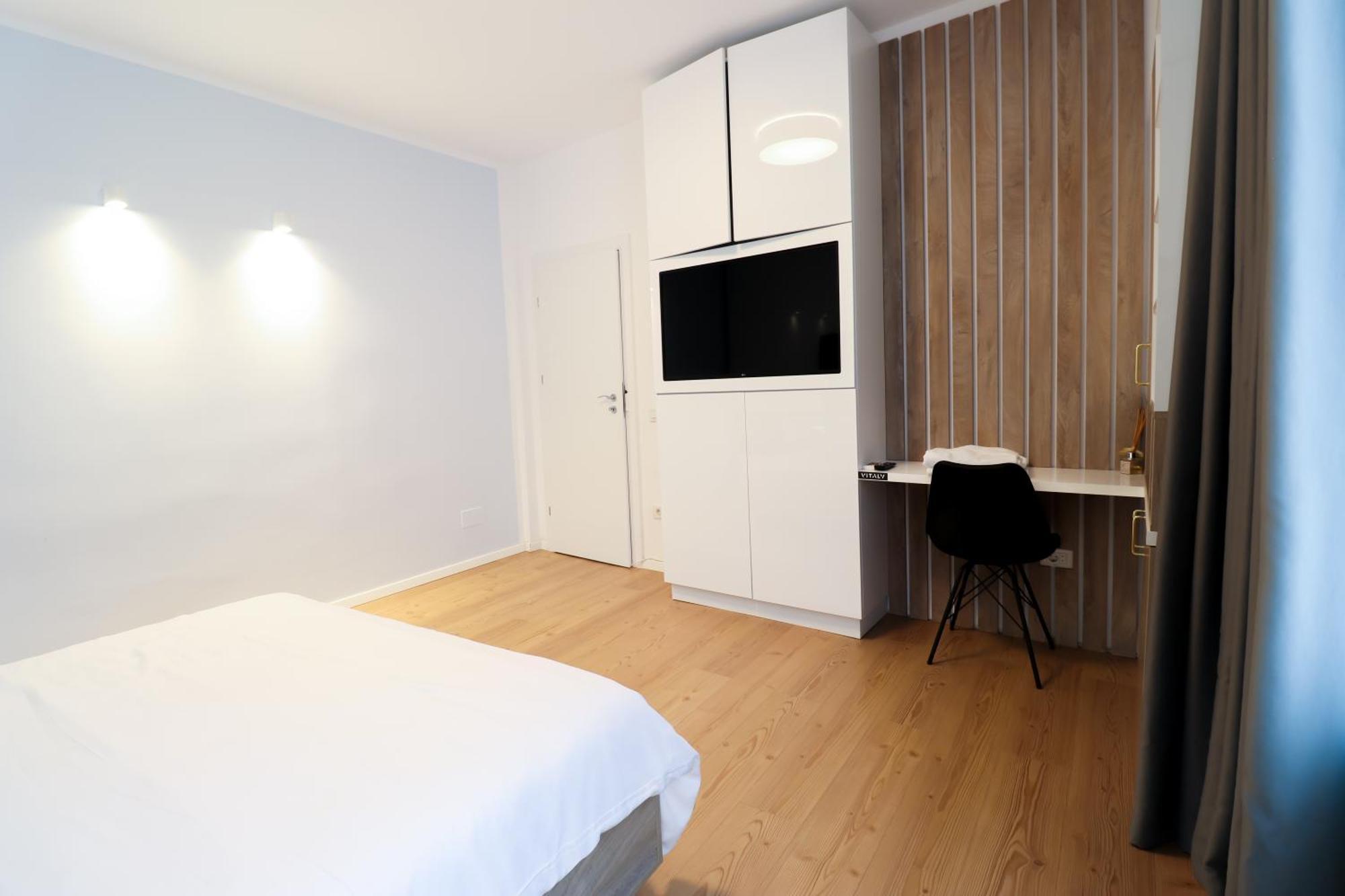 Old Town Bucharest Apartment Poiana 7 エクステリア 写真